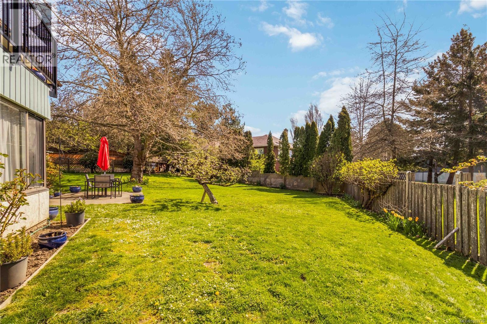  4259 Craigo Park Way, Saanich