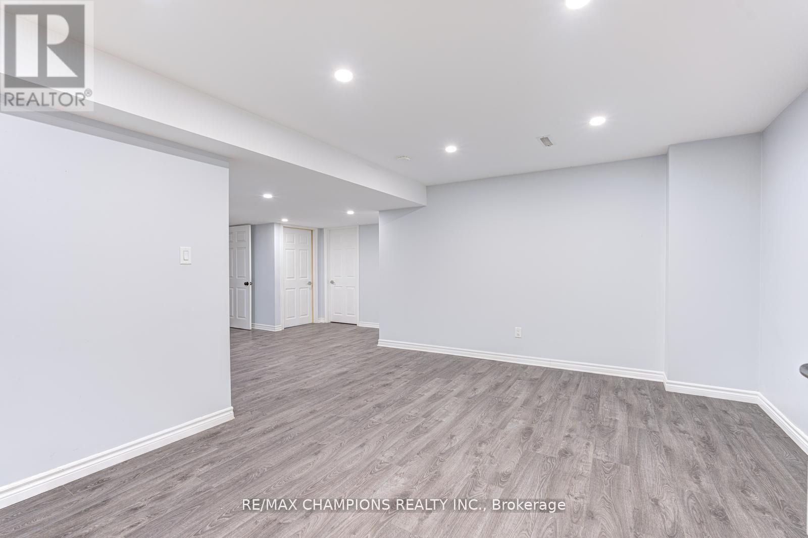20 BELL STREET — photo 44