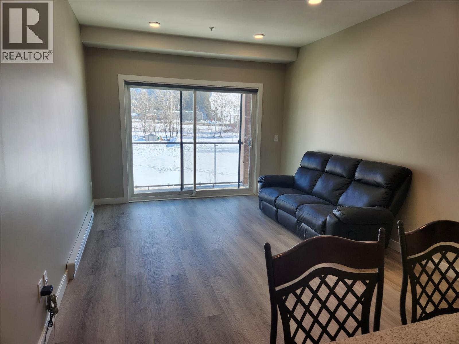 #201 1200 11 Avenue - 7