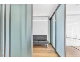 1001 13438 Central Avenue, Surrey, BC V3T0N2 Photo 9