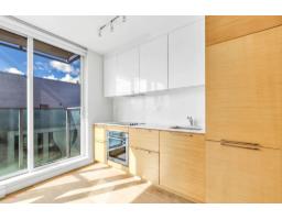 1001 13438 Central Avenue, Surrey, BC V3T0N2 Photo 16