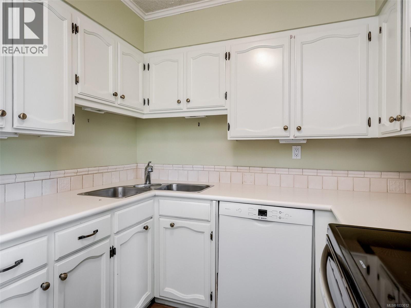 506 1148 Goodwin Street, Oak Bay