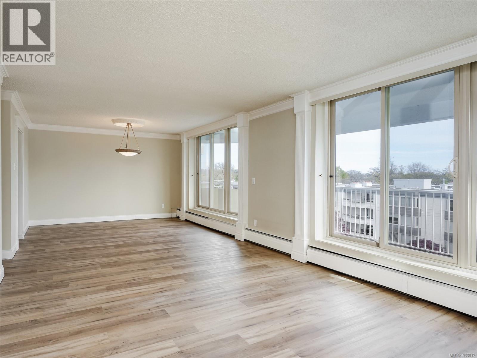 506 1148 Goodwin Street, Oak Bay