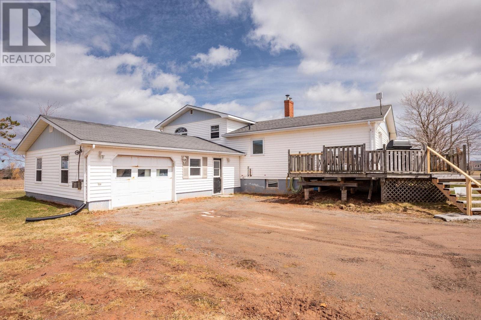 382 ROBERTSON Road — photo 43