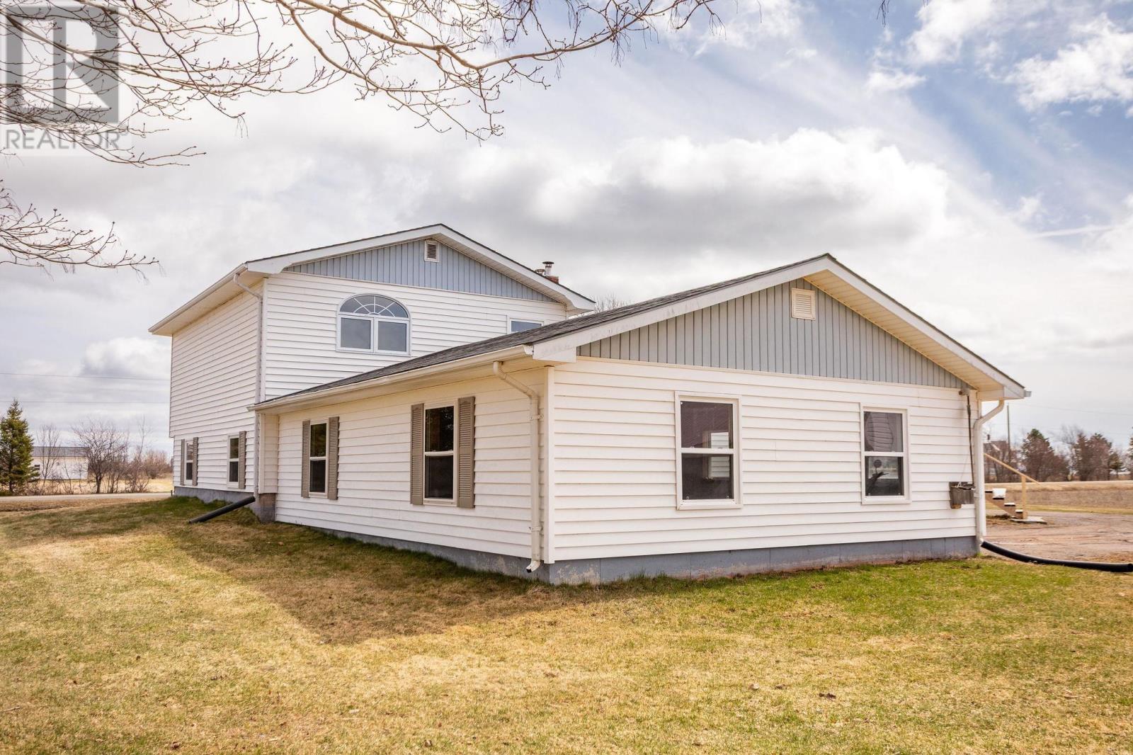 382 ROBERTSON Road — photo 44