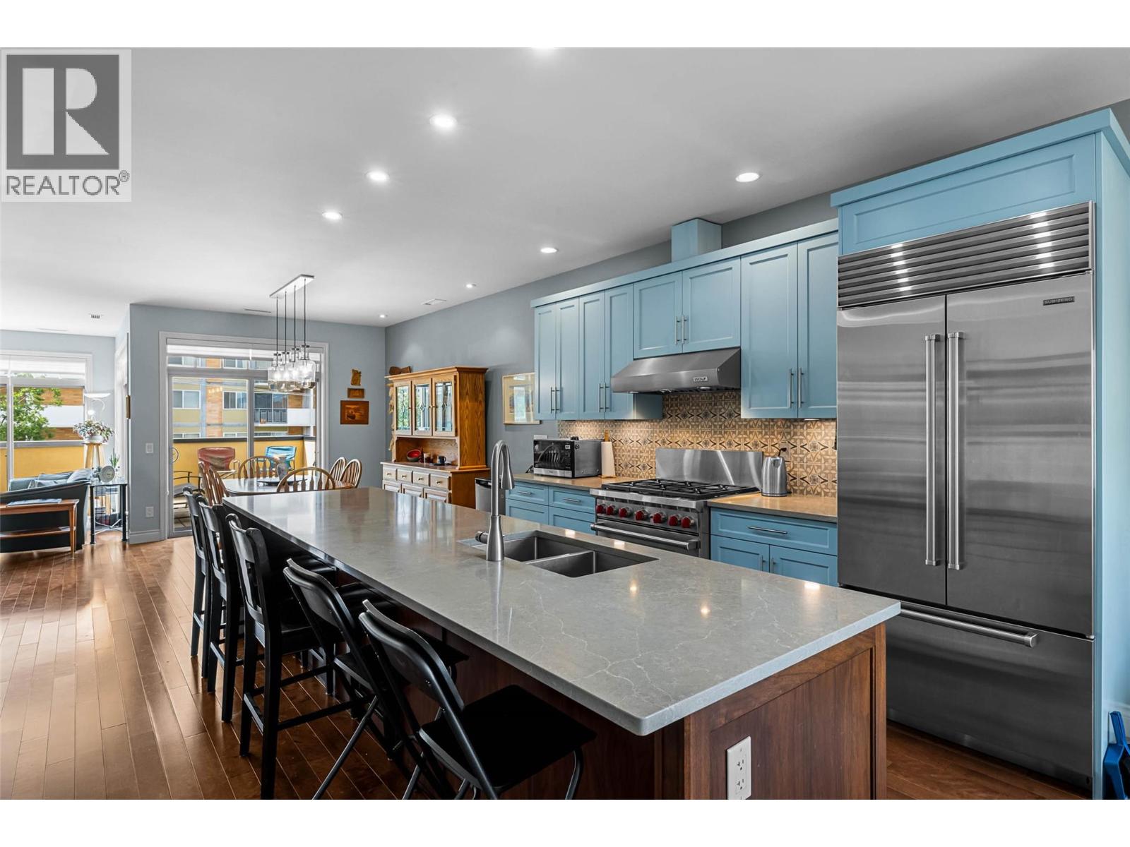 #401 370 Battle Street - Image 3