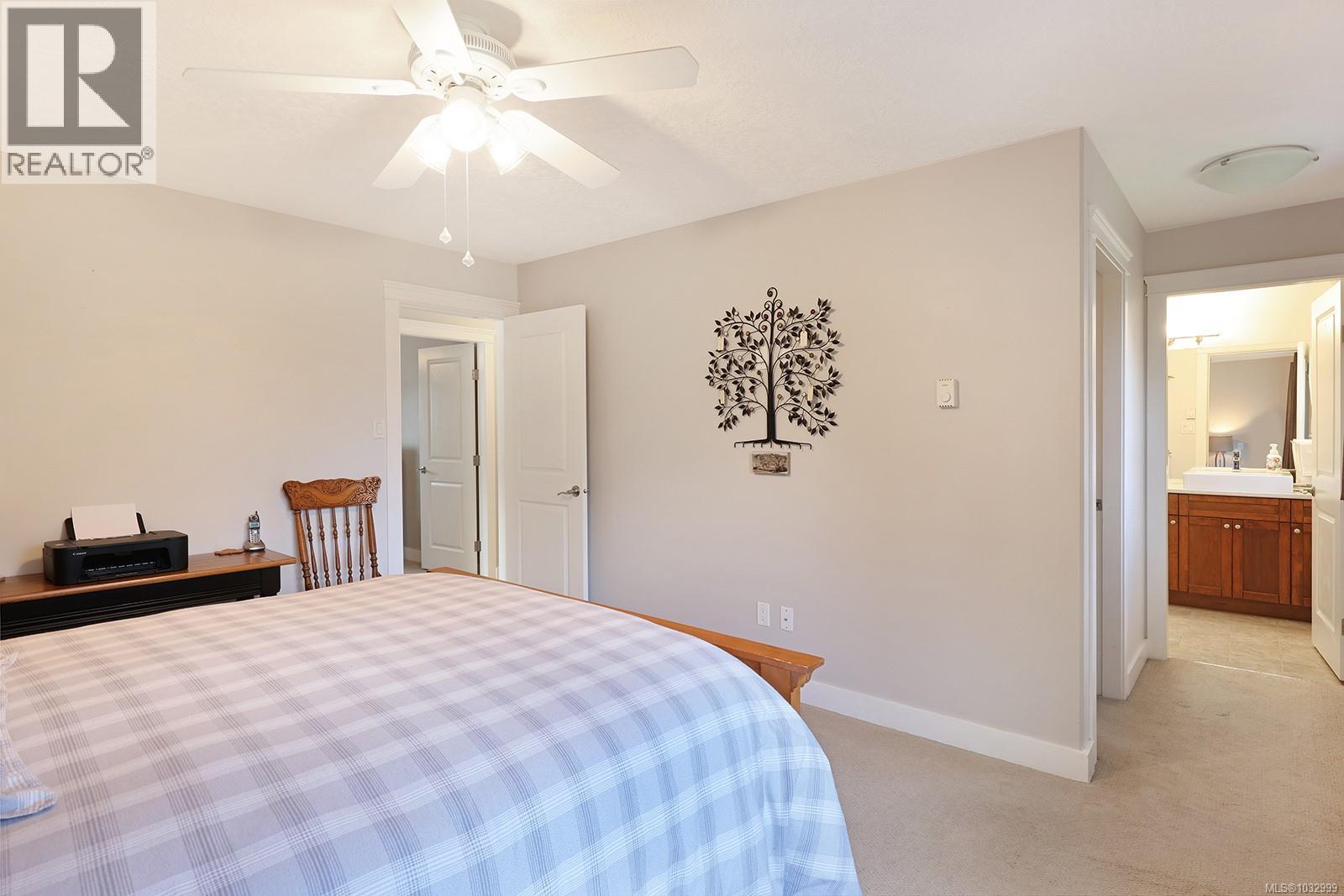 #4 2112 CUMBERLAND Rd - 18