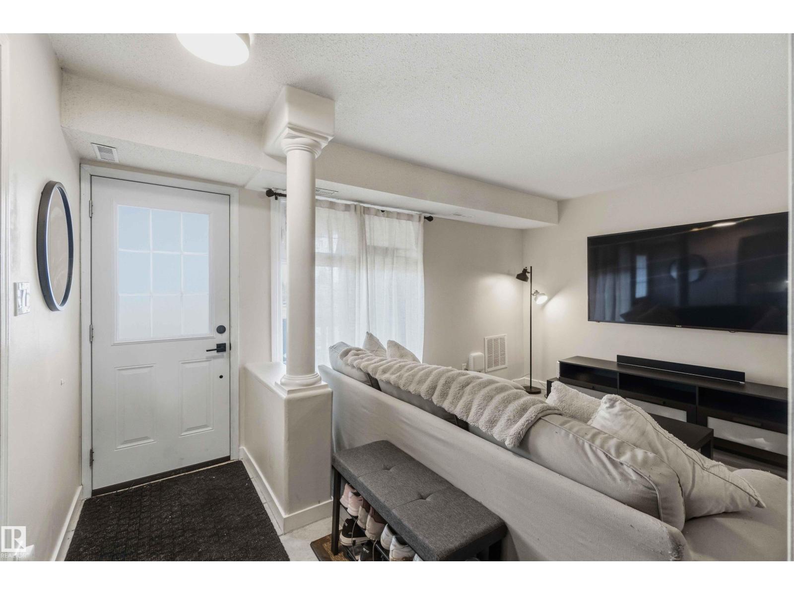 5740 172 ST NW, Edmonton