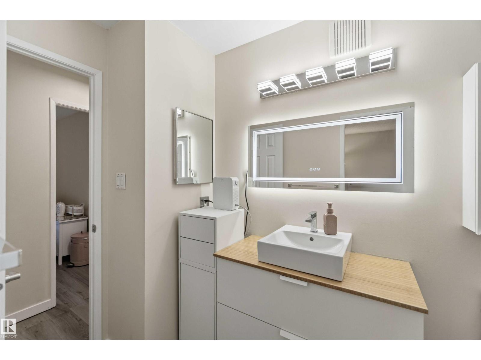 5740 172 ST NW, Edmonton