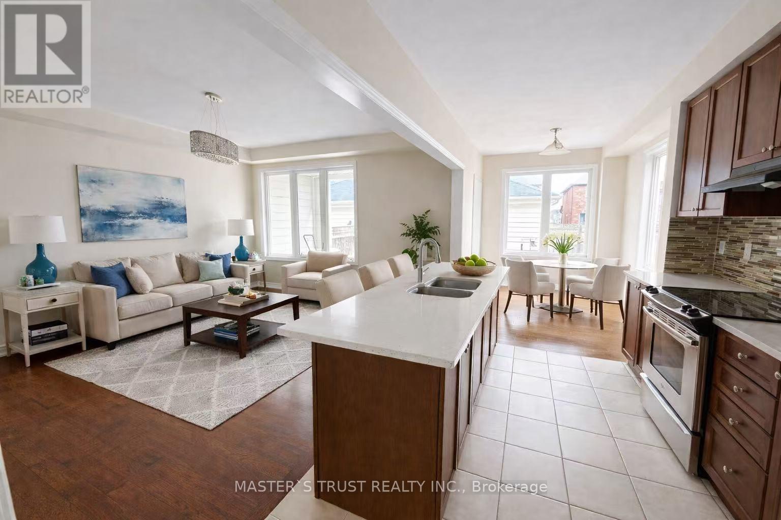 271 RIVERLANDS AVENUE - 3