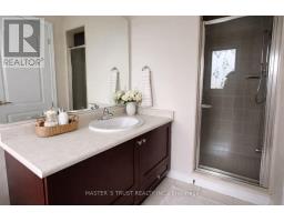 Bedroom 3 - 271 Riverlands Avenue, Markham, ON L6B0V9 Photo 7