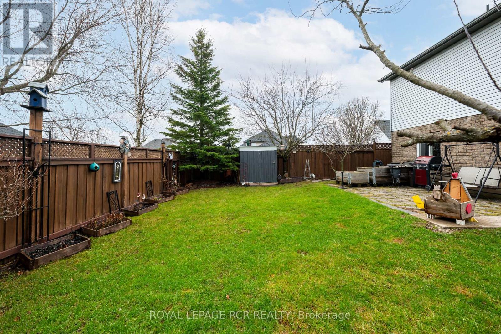 16 ALTHORP DRIVE - 44