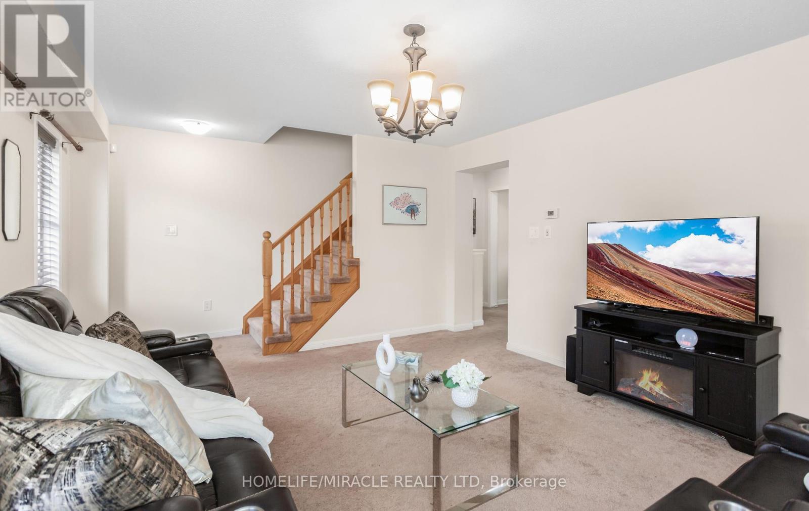 22 CROSSBILL ROAD - 15