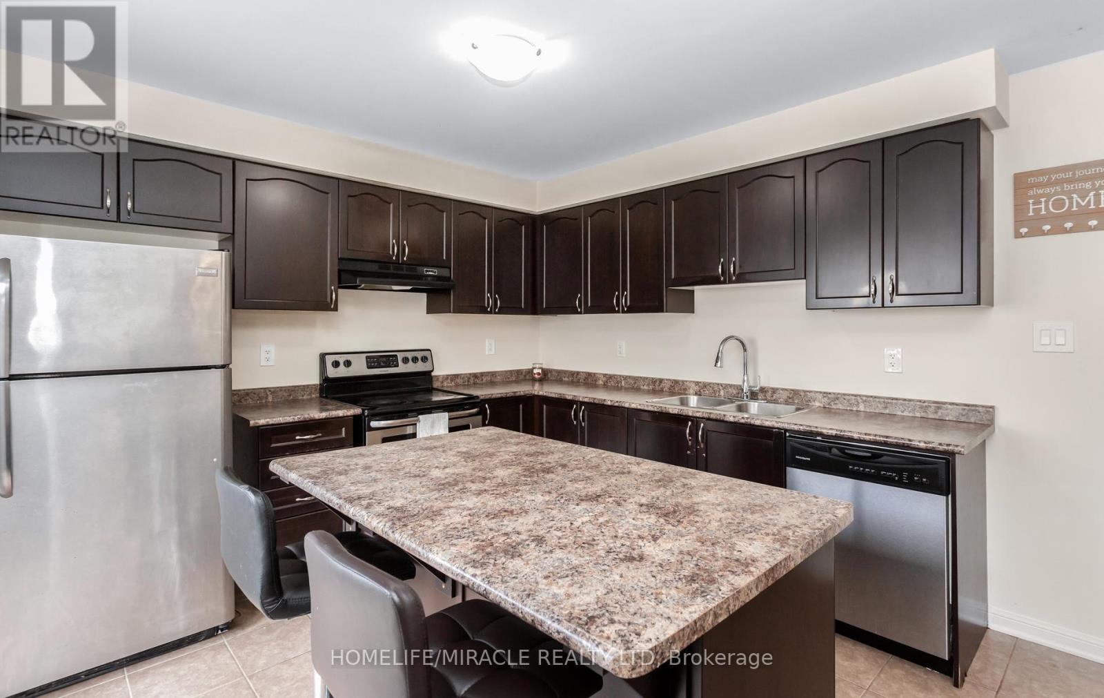 22 CROSSBILL ROAD - 22
