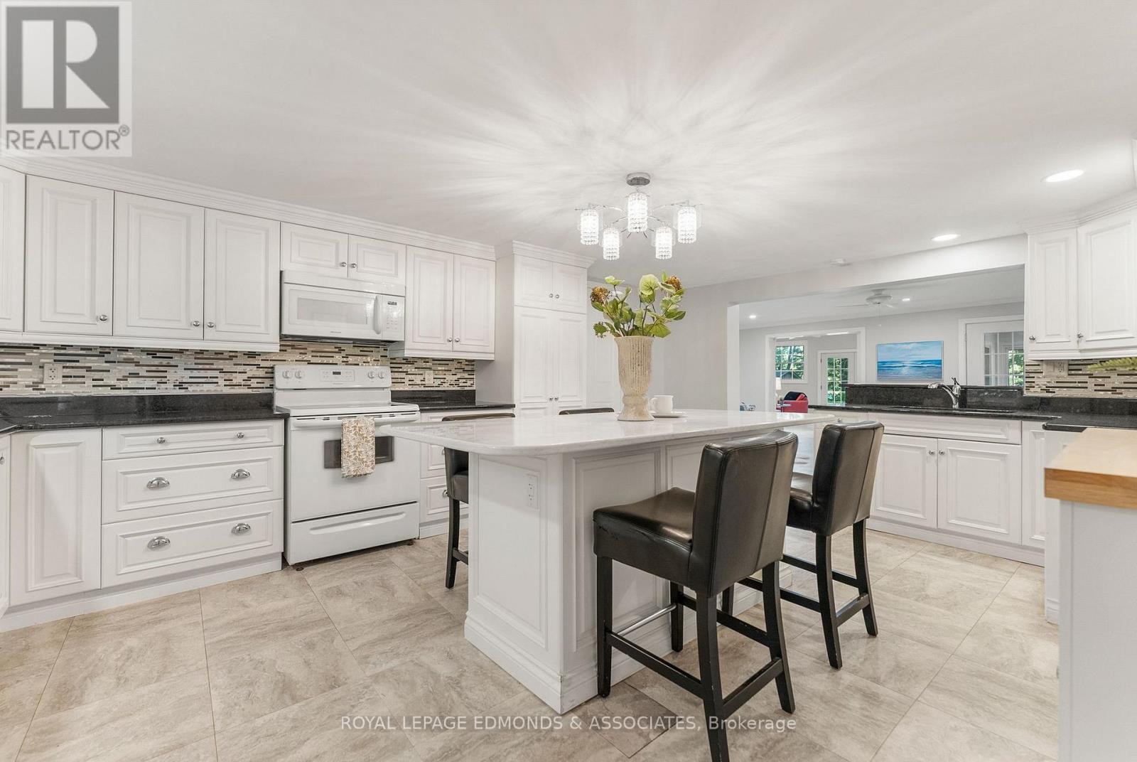 731 FRANCIE LANE - 16