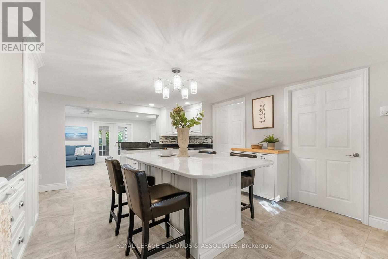 731 FRANCIE LANE - 15