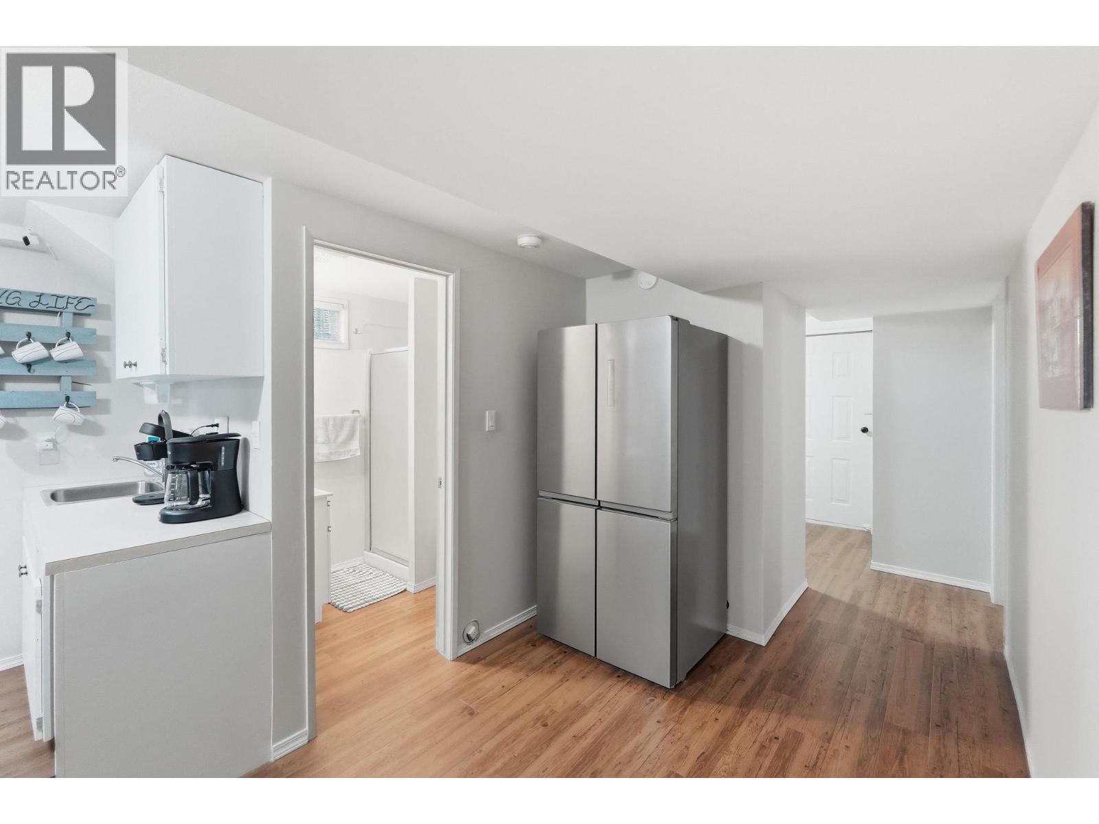  9506 Hummingbird Lane, Osoyoos