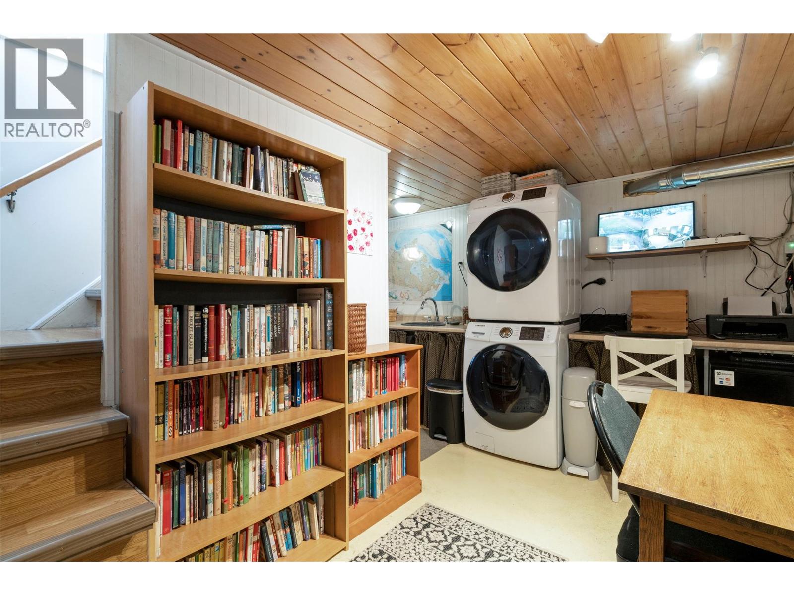  4856 Eagle Bay Road, Eagle Bay