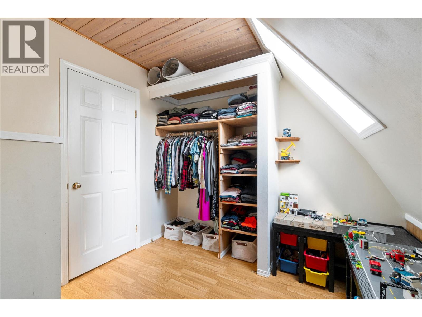  4856 Eagle Bay Road, Eagle Bay