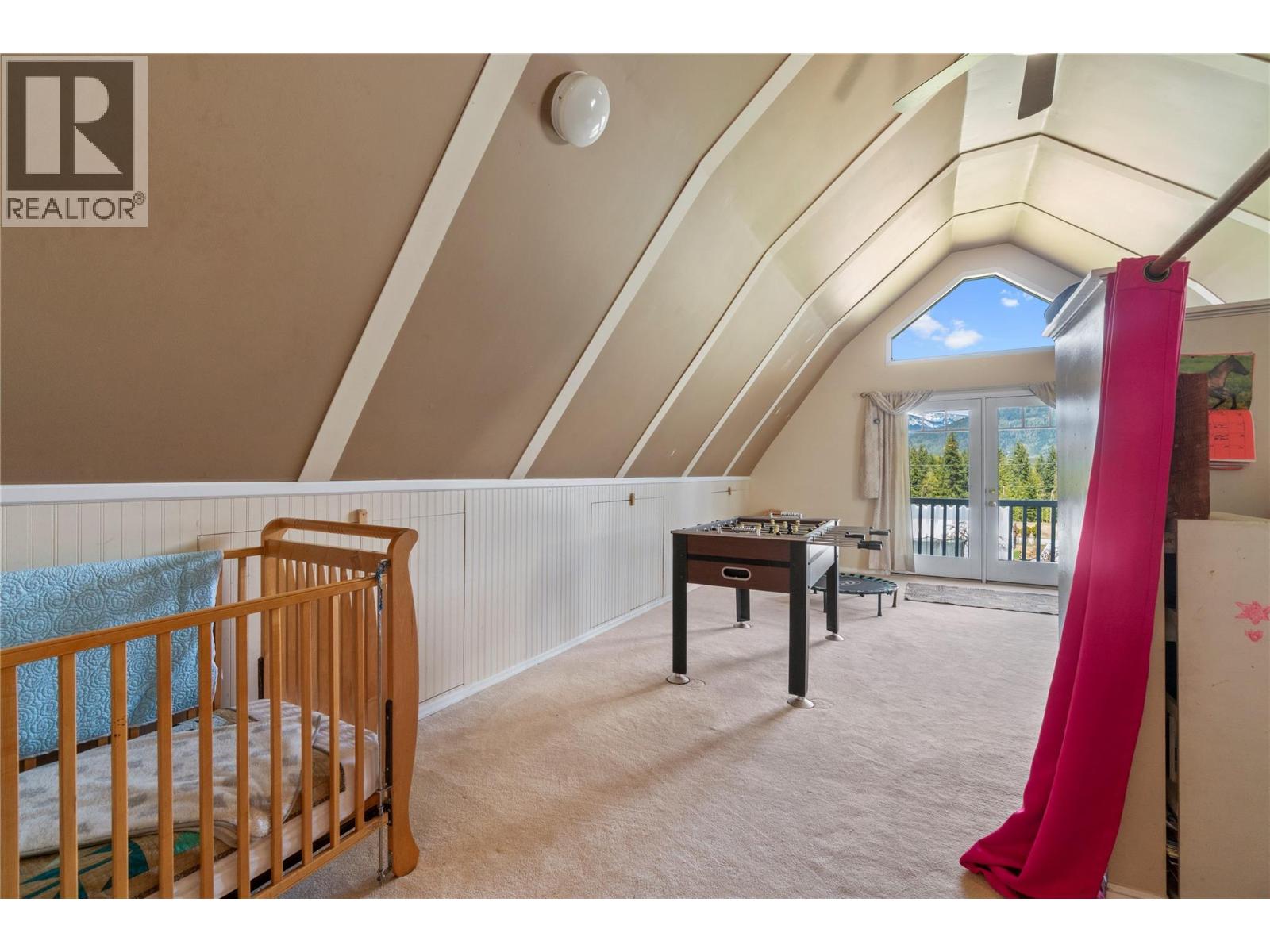  4856 Eagle Bay Road, Eagle Bay