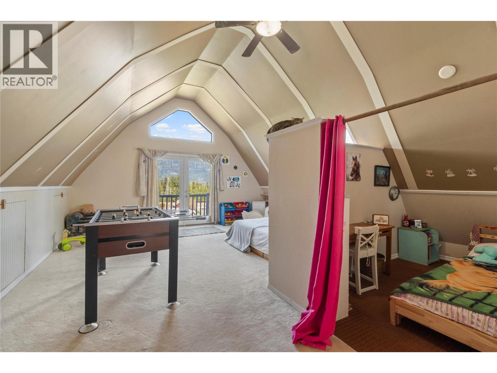  4856 Eagle Bay Road, Eagle Bay