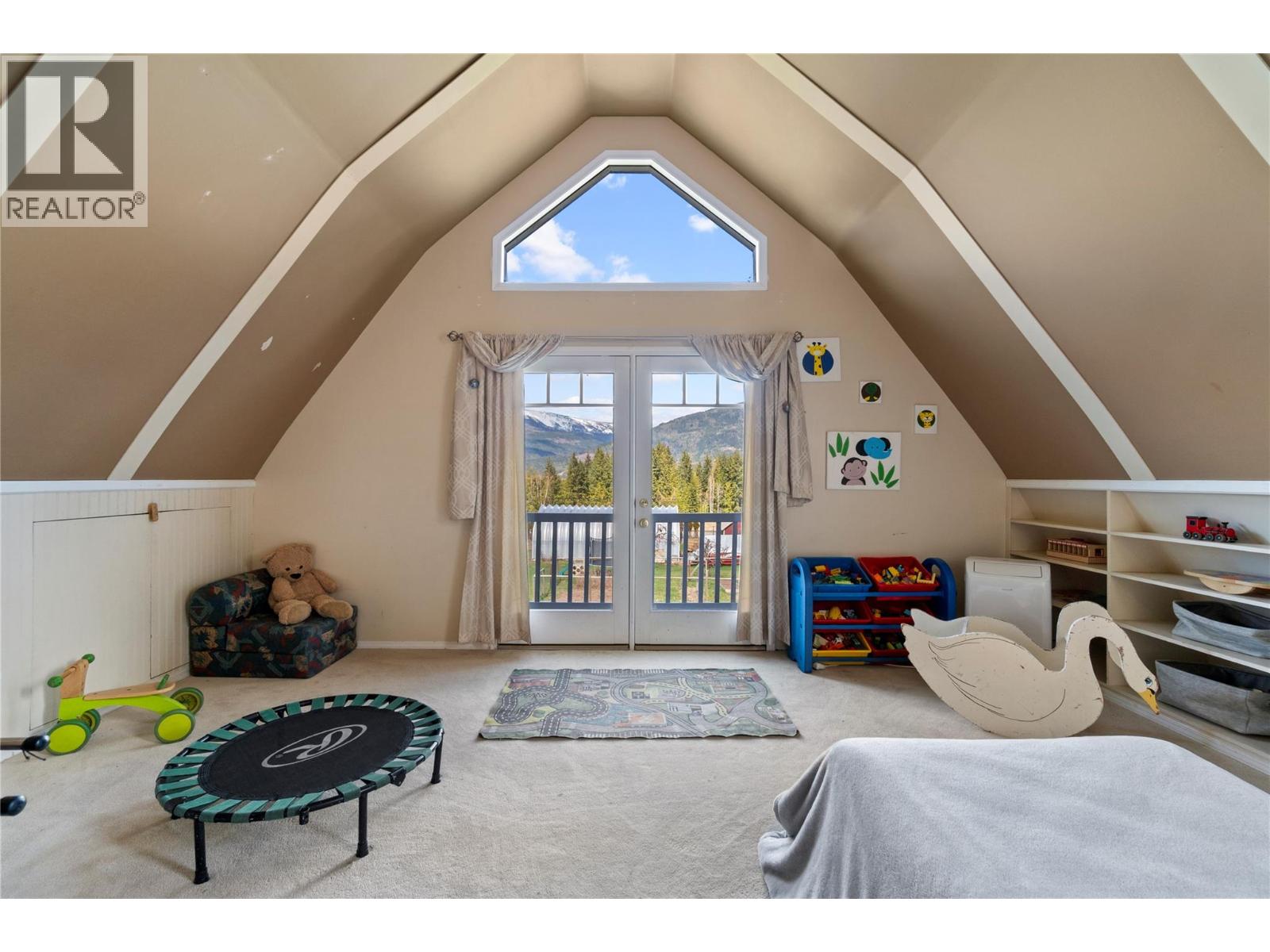  4856 Eagle Bay Road, Eagle Bay