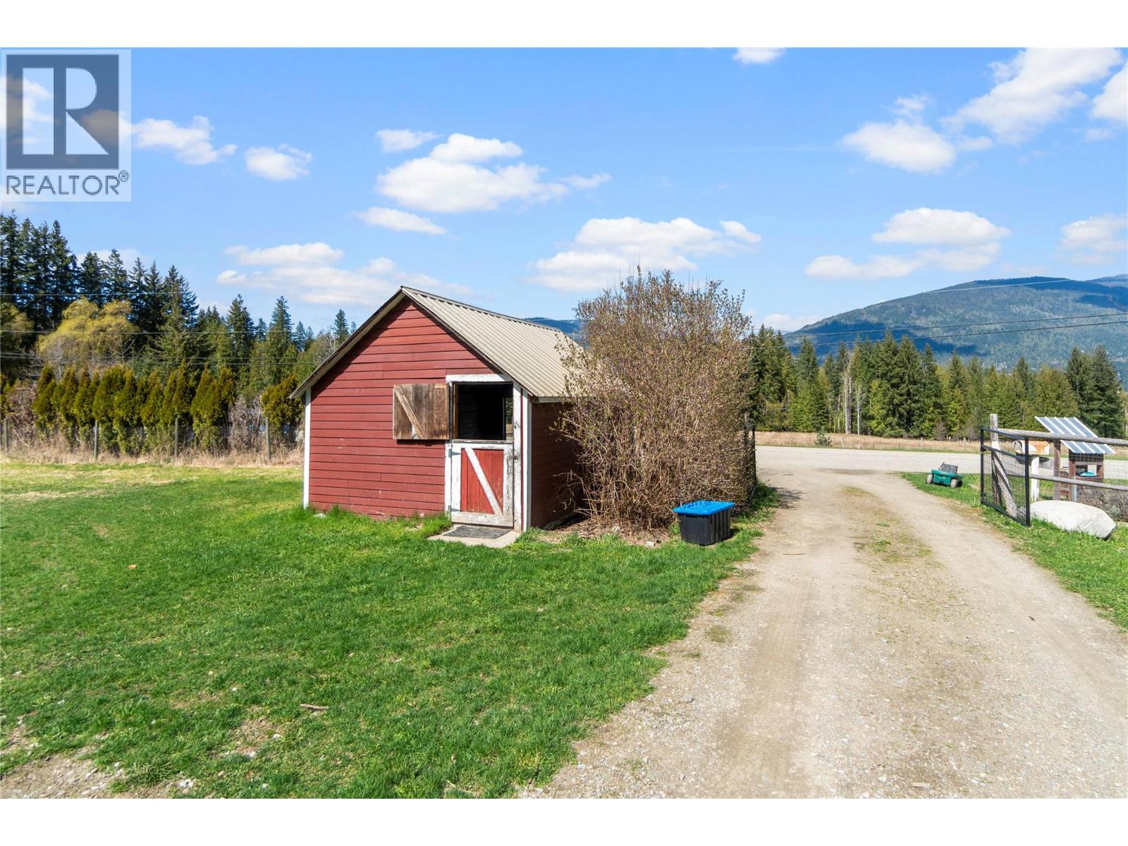  4856 Eagle Bay Road, Eagle Bay