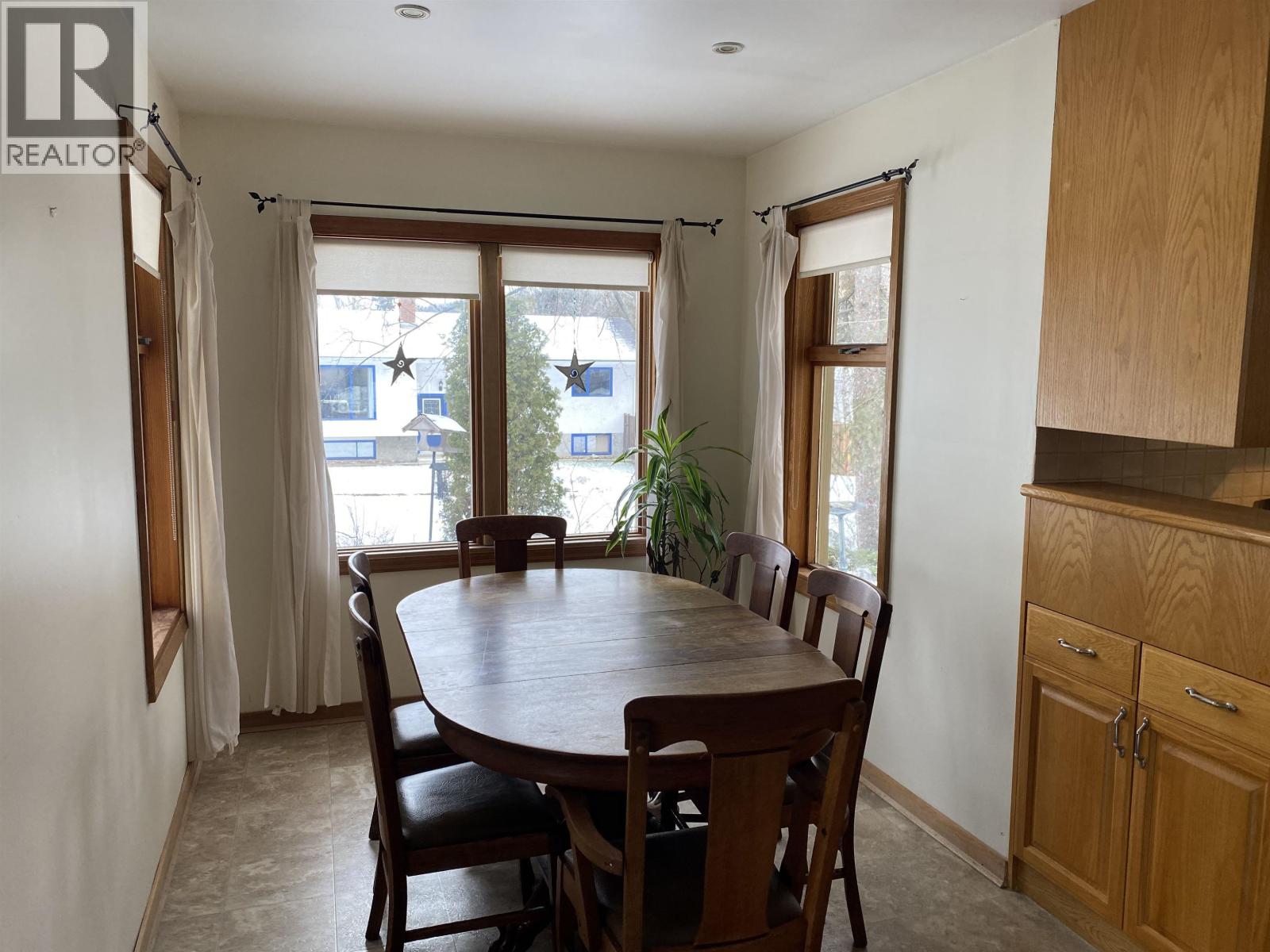 125 15TH AVENUE - 8
