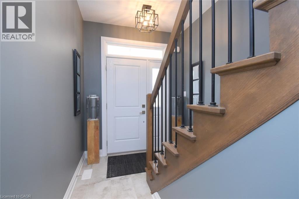 2362 NEW Street Unit# 2, Burlington, Ontario, L7R1J6 — Photo 5