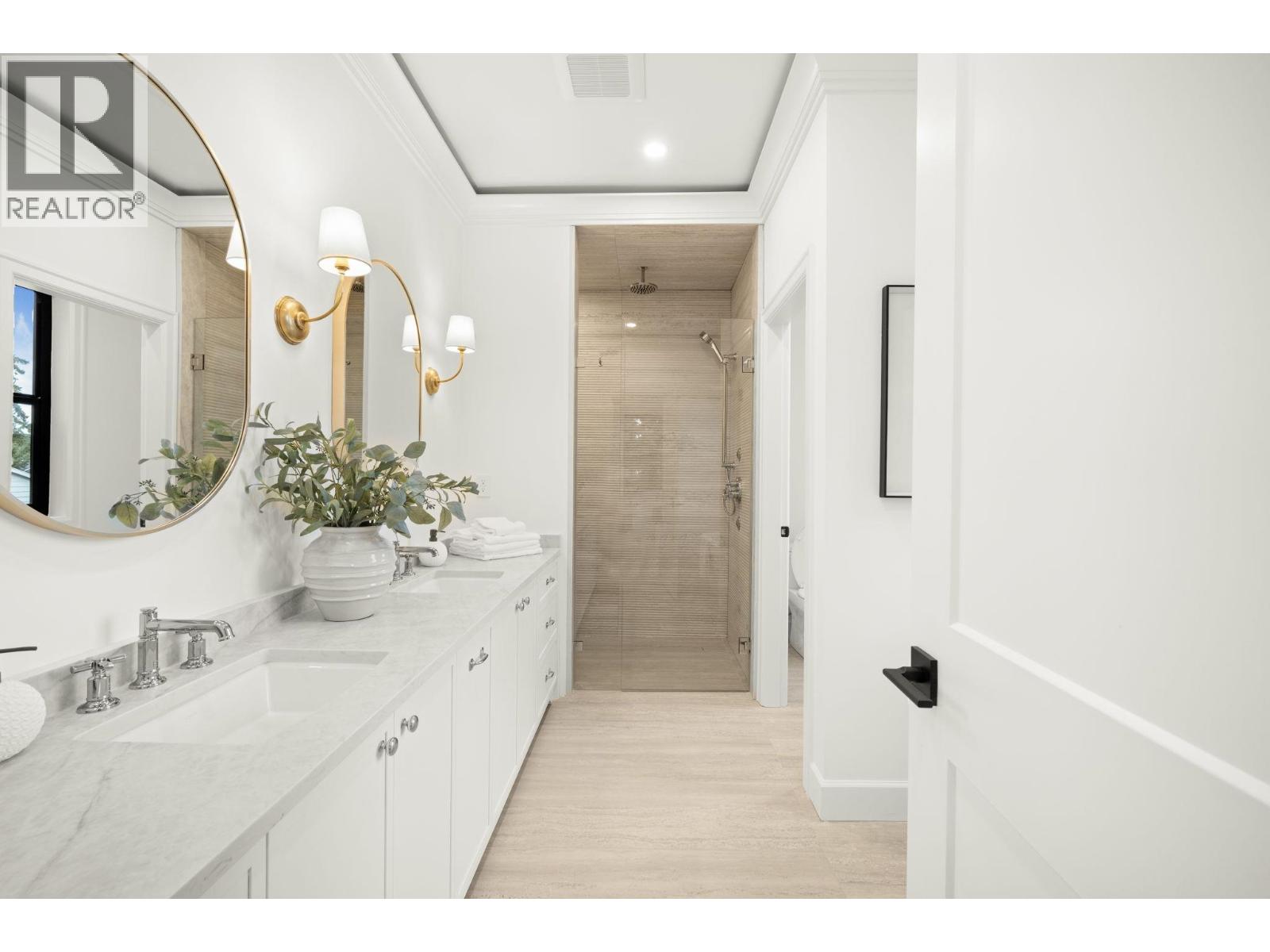 1204 STELLERS JAY Place, Tsawwassen