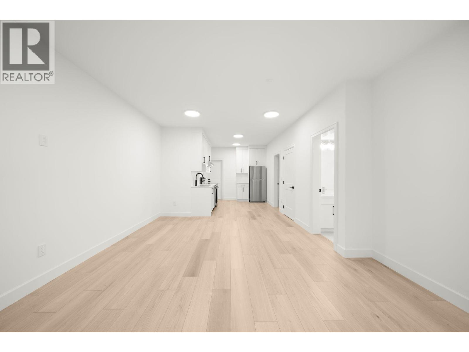 1204 STELLERS JAY Place, Tsawwassen