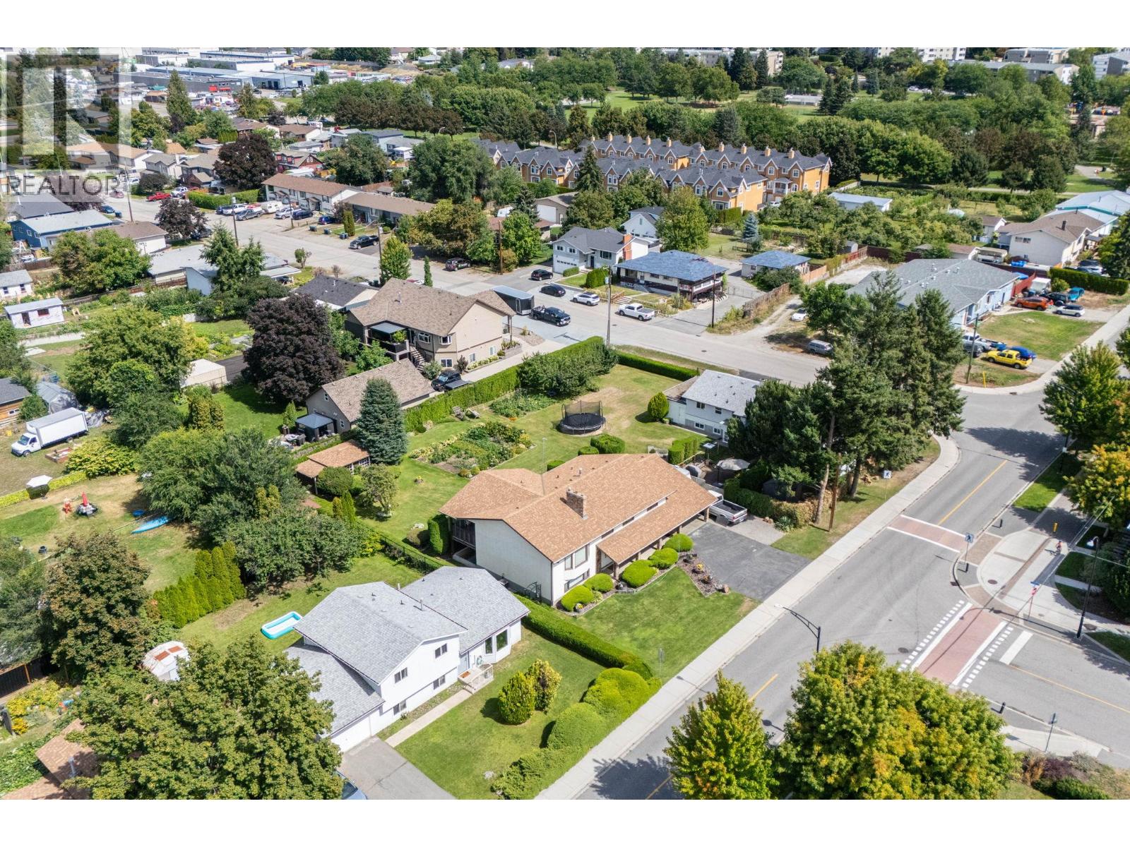 1090 HOUGHTON ROAD - 6