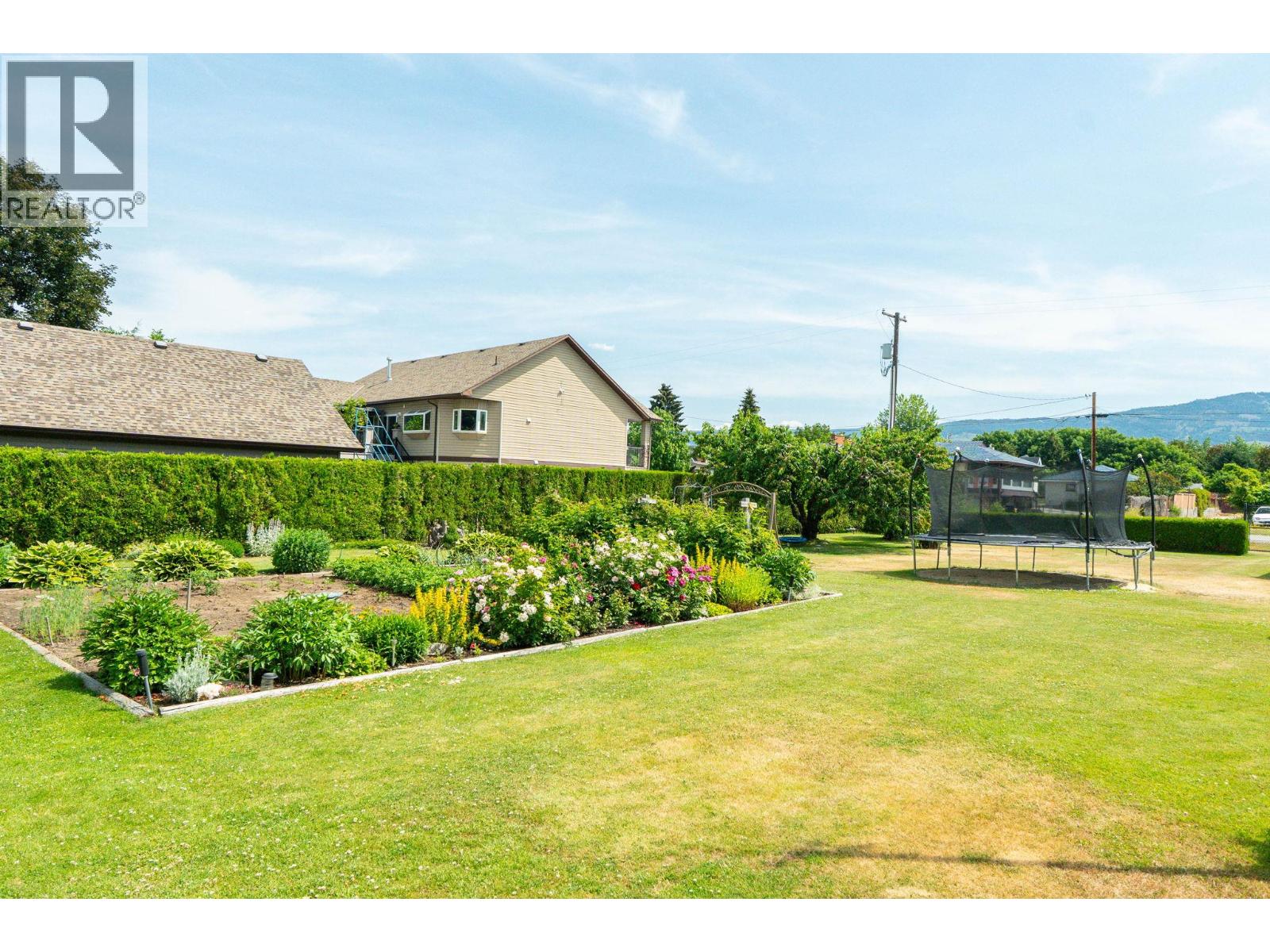 1090 HOUGHTON ROAD - 14