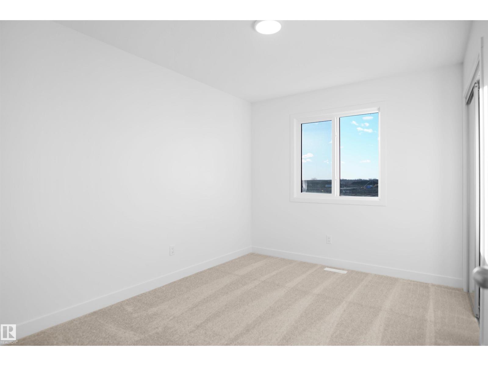 1932 210 ST NW, Edmonton