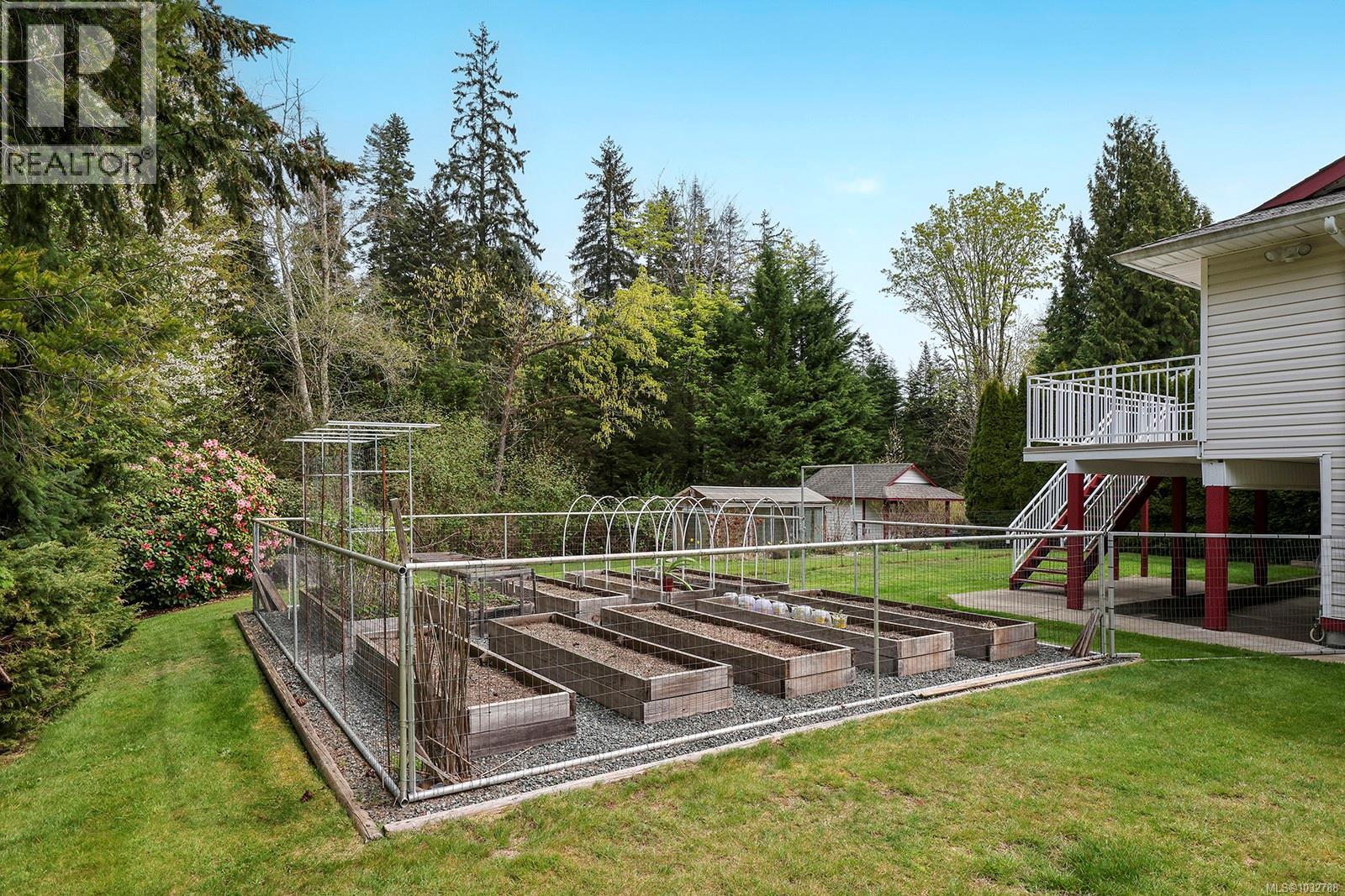 4240 BRIARDALE RD - 43