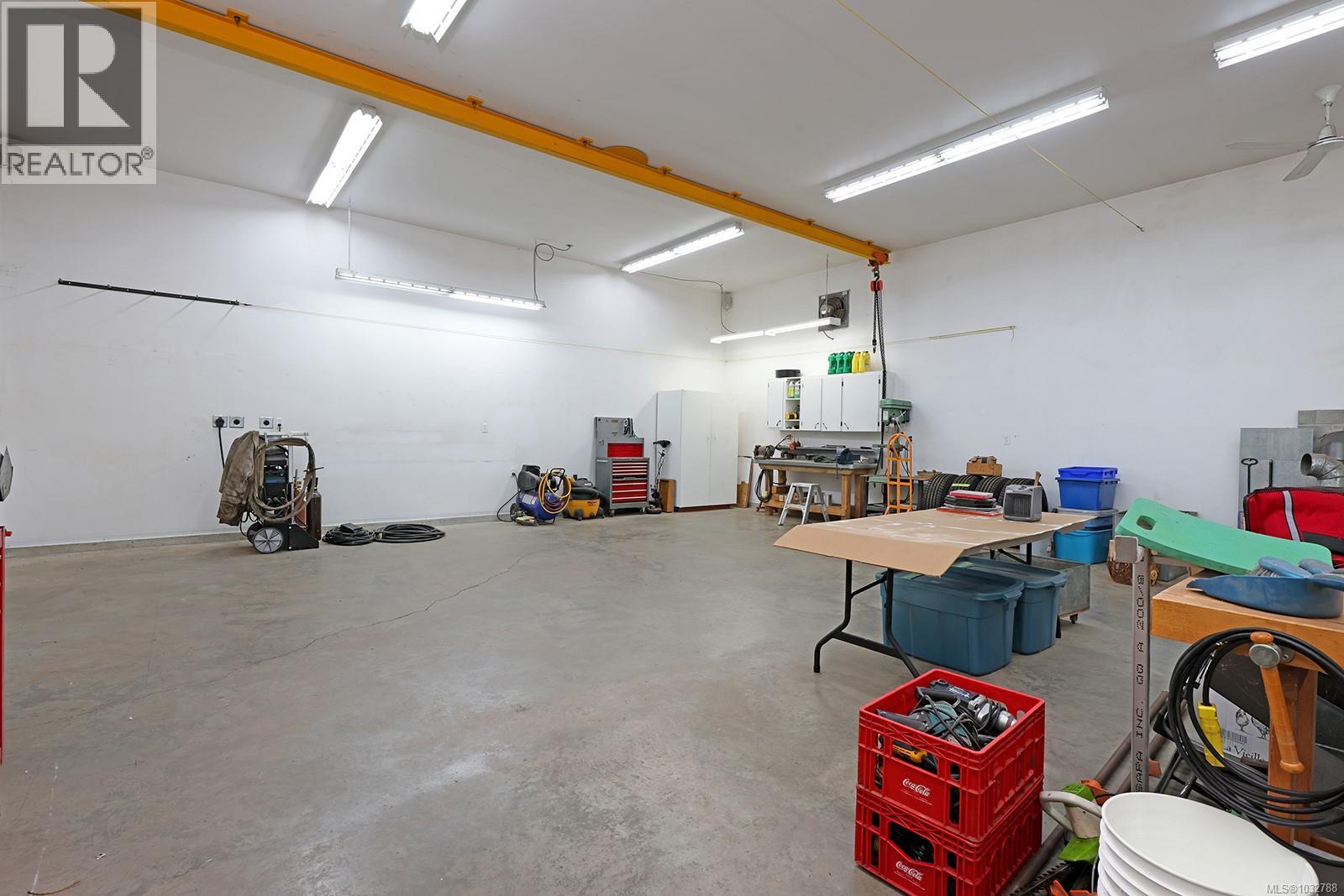 4240 BRIARDALE RD - 47