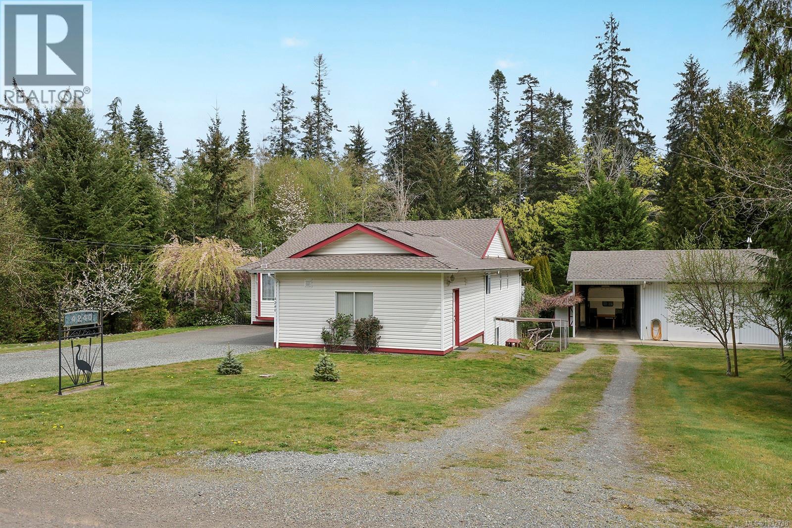 4240 BRIARDALE RD - 6