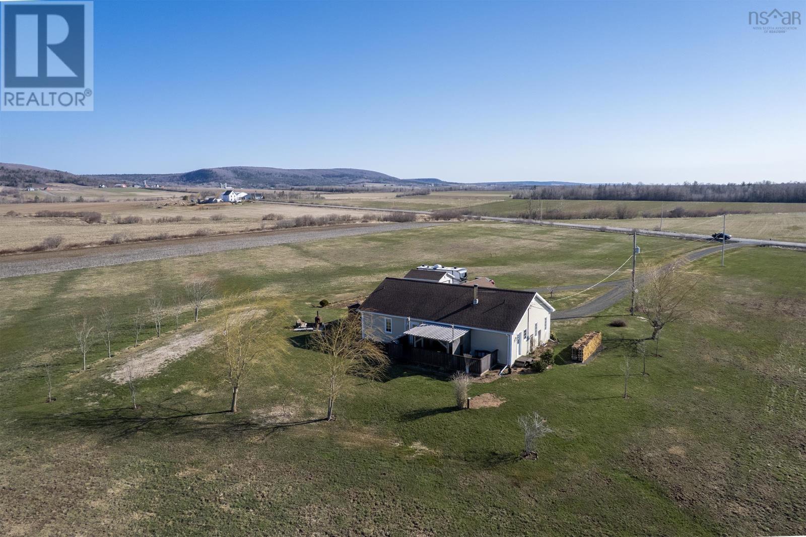 509 Fitch Road — photo 4