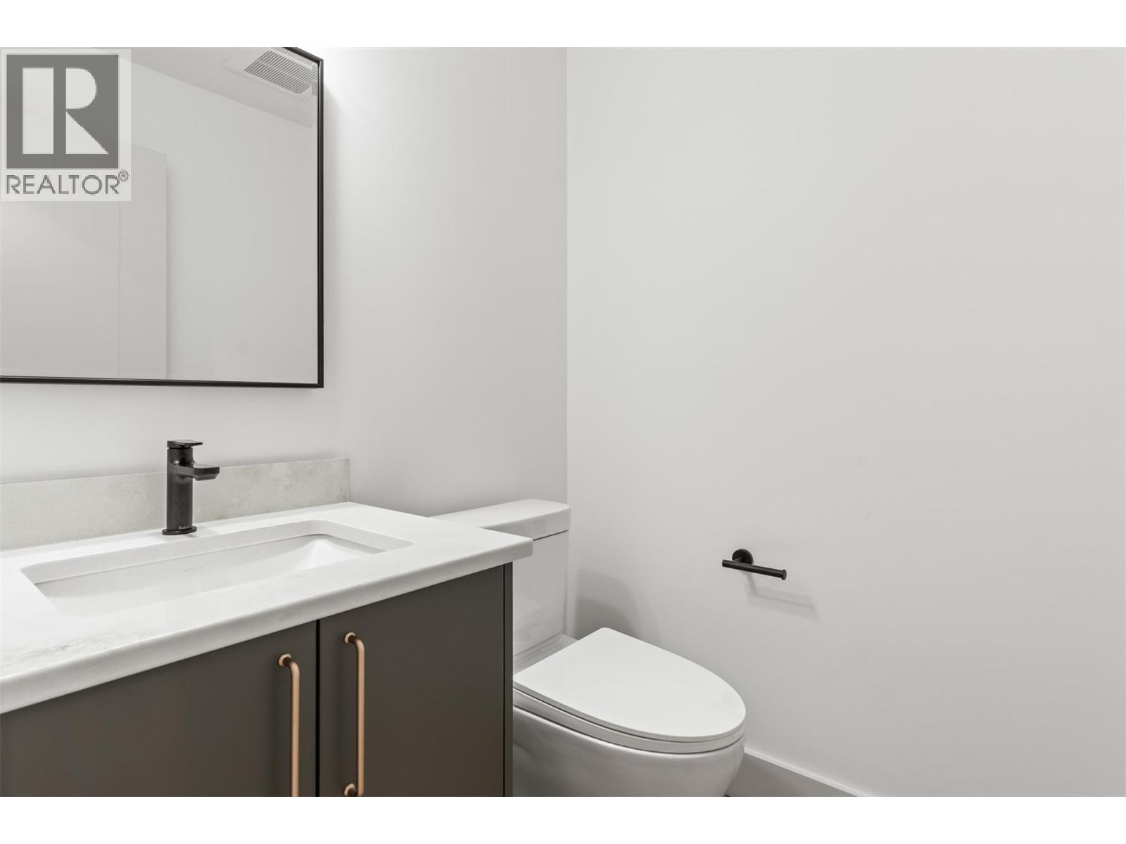 #101 2345 Patterson Avenue - 26