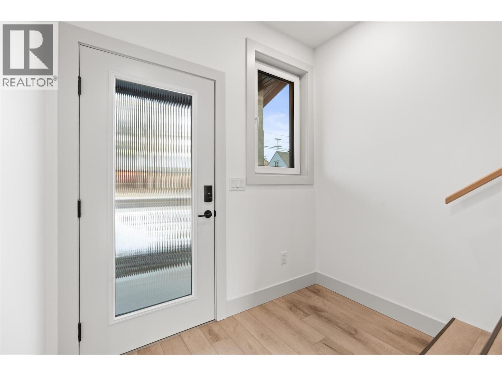 #101 2345 Patterson Avenue - 7