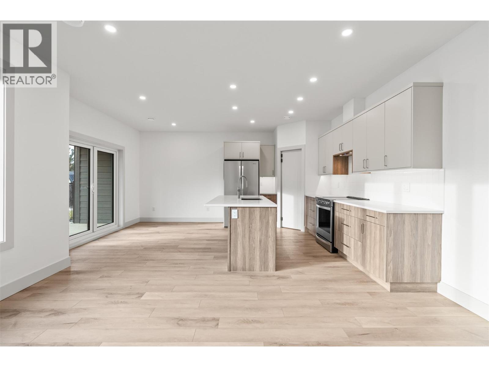 #101 2345 Patterson Avenue - 14