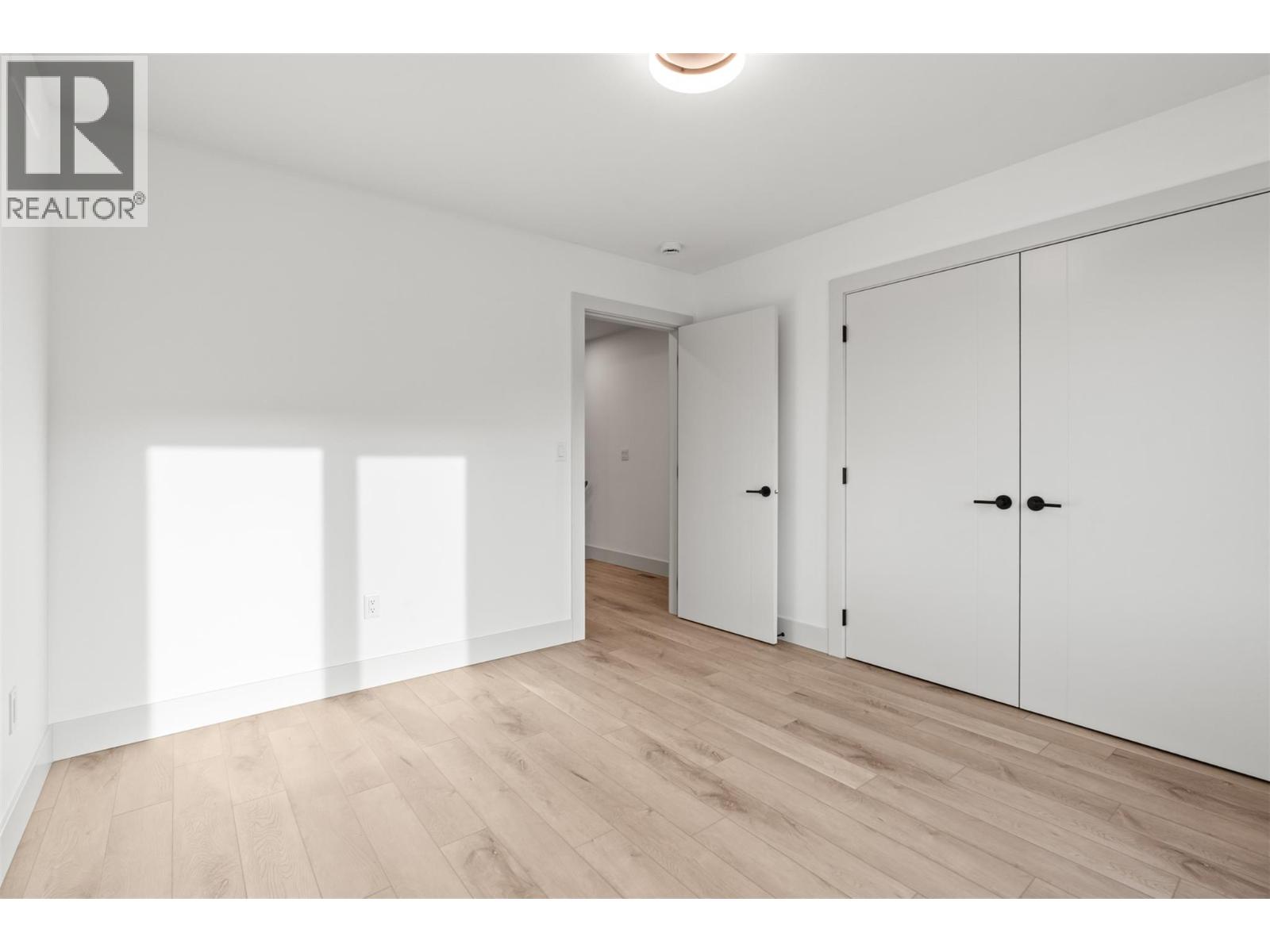 #101 2345 Patterson Avenue - 34