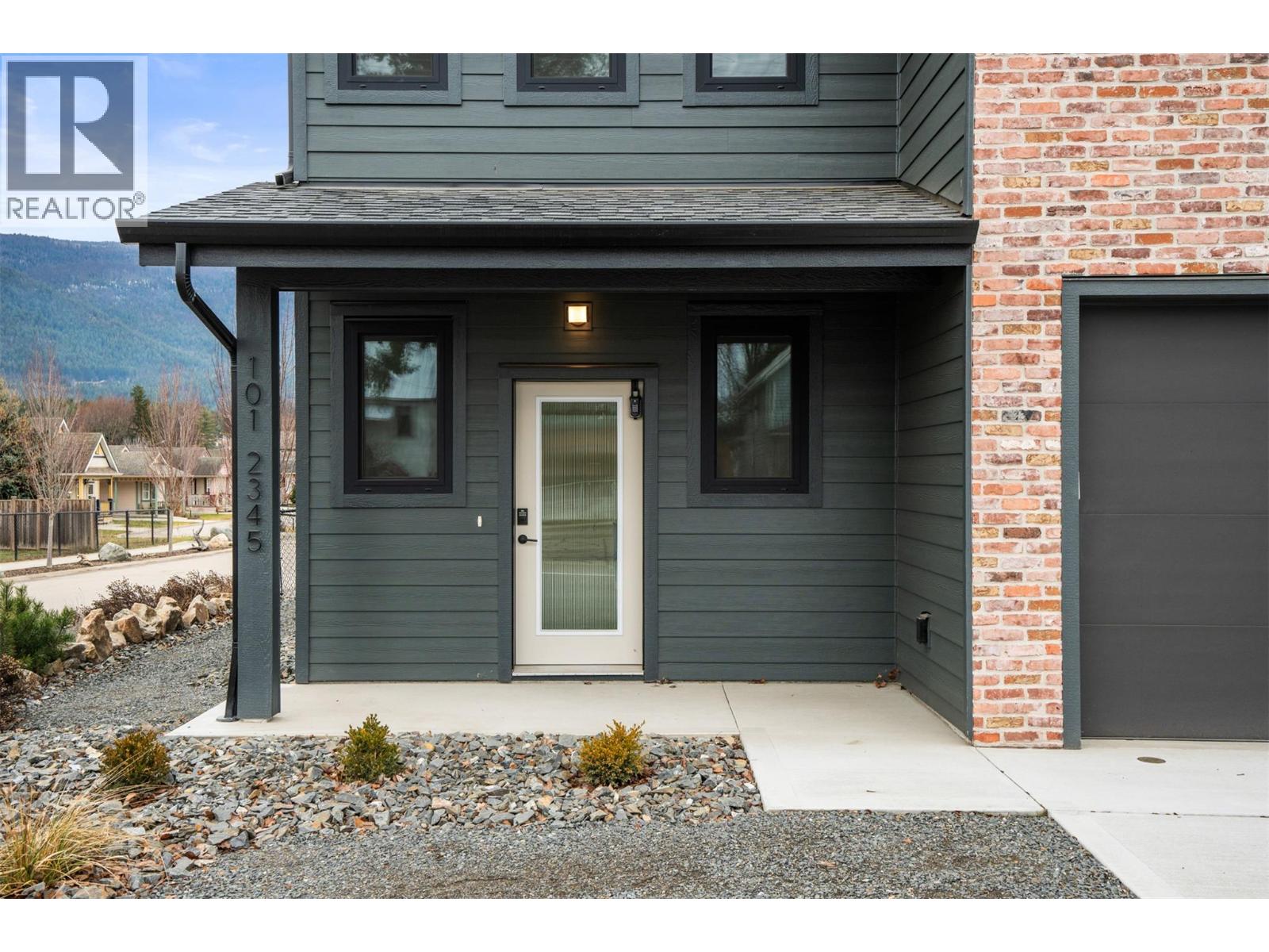 #101 2345 Patterson Avenue - 6
