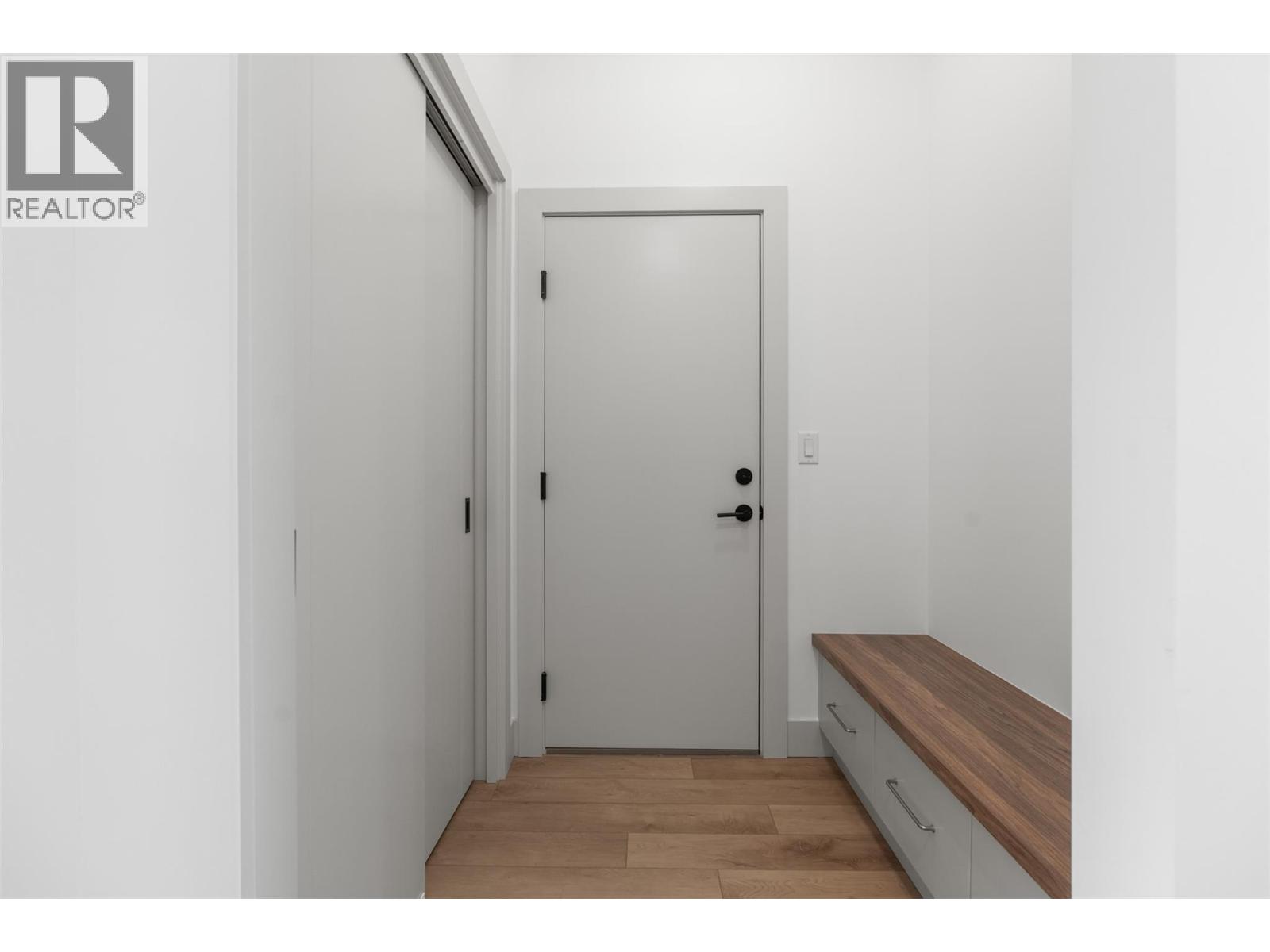 #101 2345 Patterson Avenue - 25