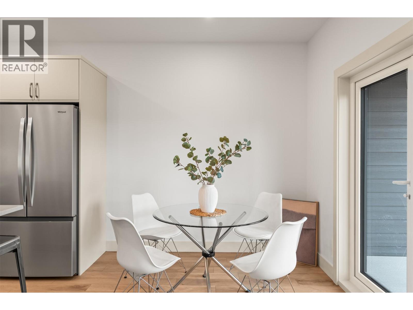 #102 2345 Patterson Avenue - 25