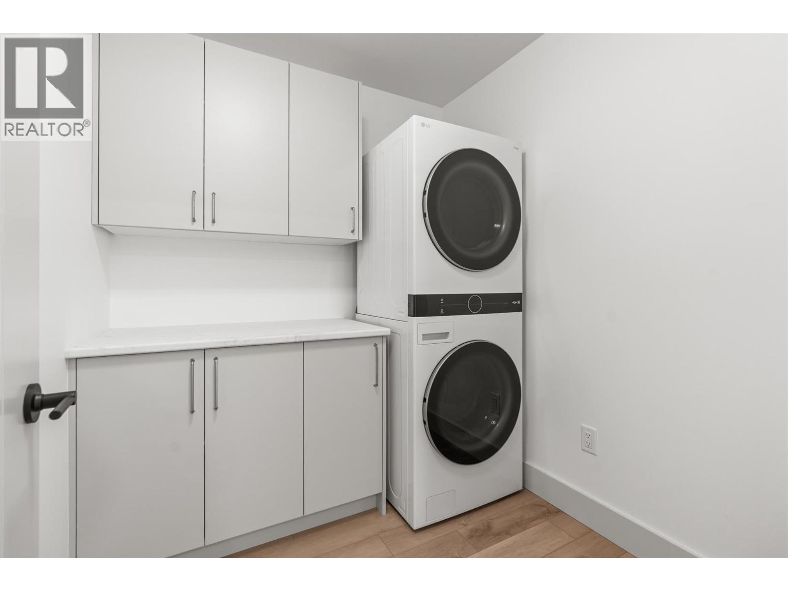 #101 2345 Patterson Avenue - 40