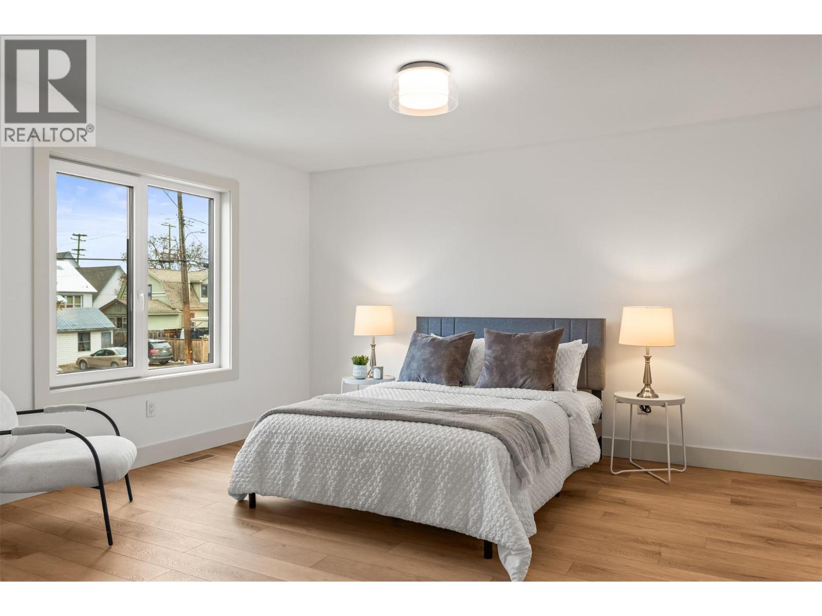 #102 2345 Patterson Avenue - 33
