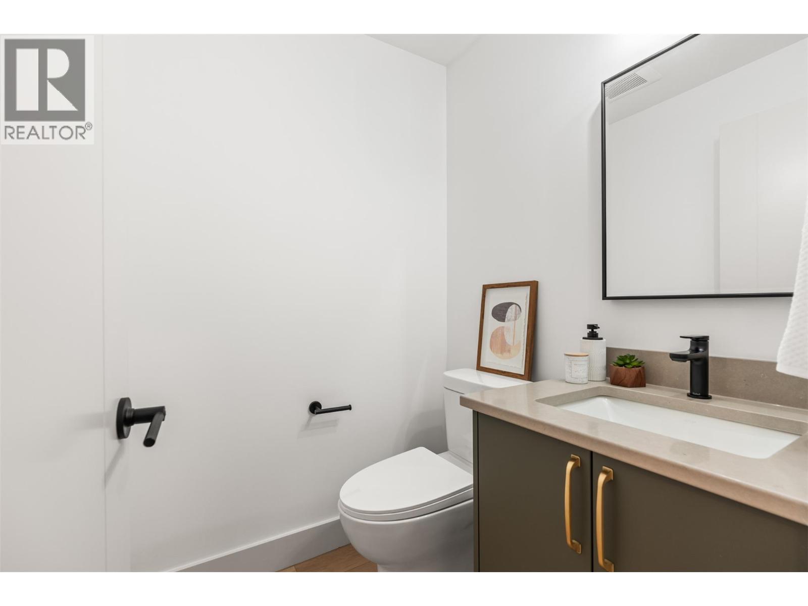 #102 2345 Patterson Avenue - 10