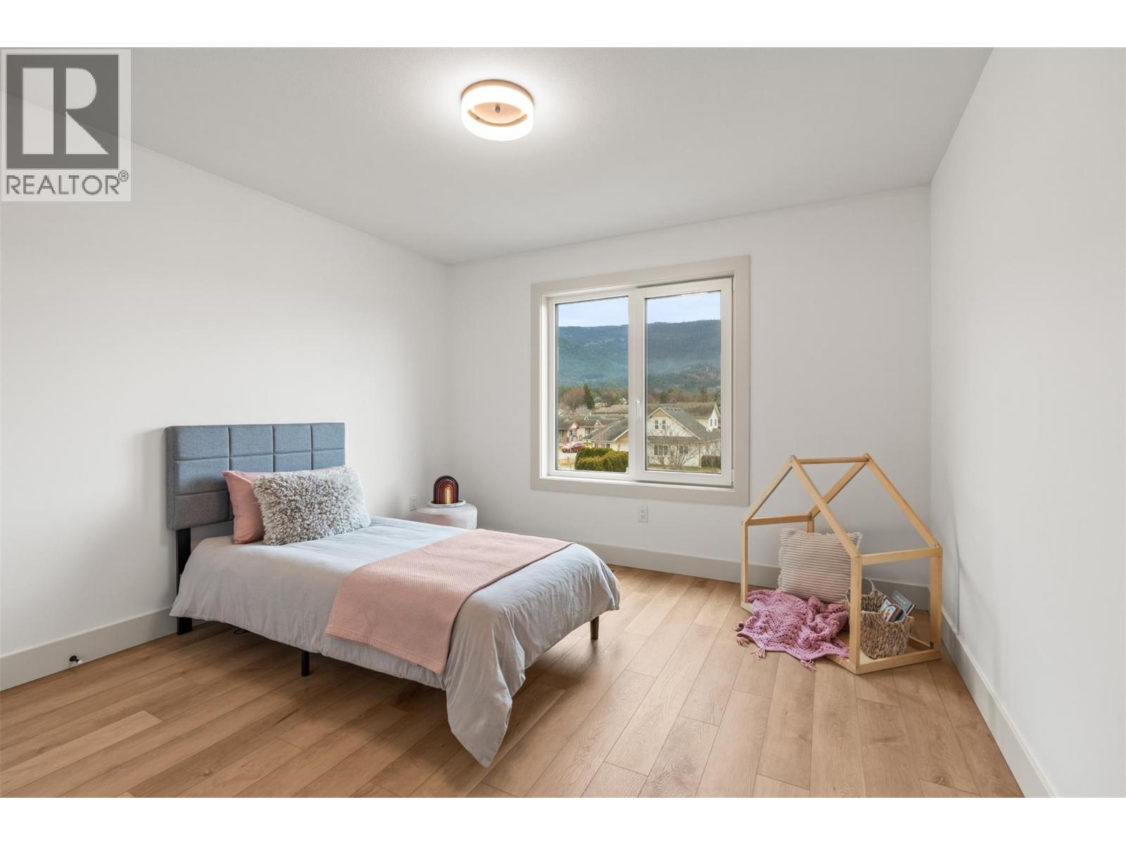 #102 2345 Patterson Avenue - 30