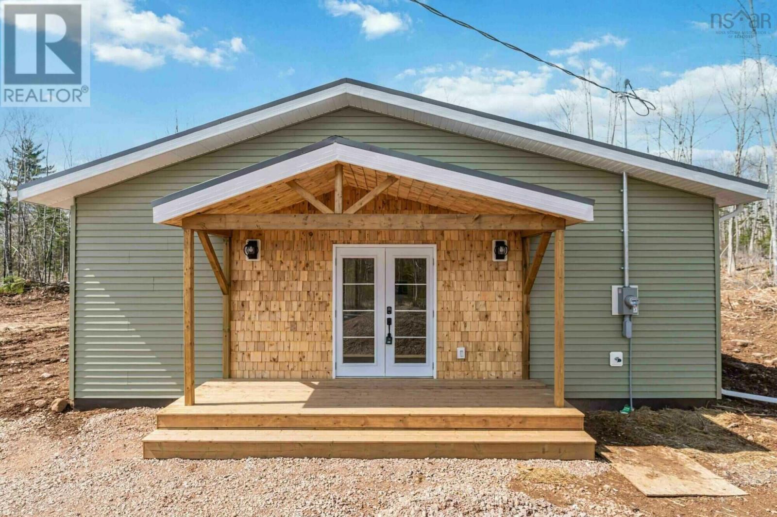 Property 20 of 21 of 241 Alton Road